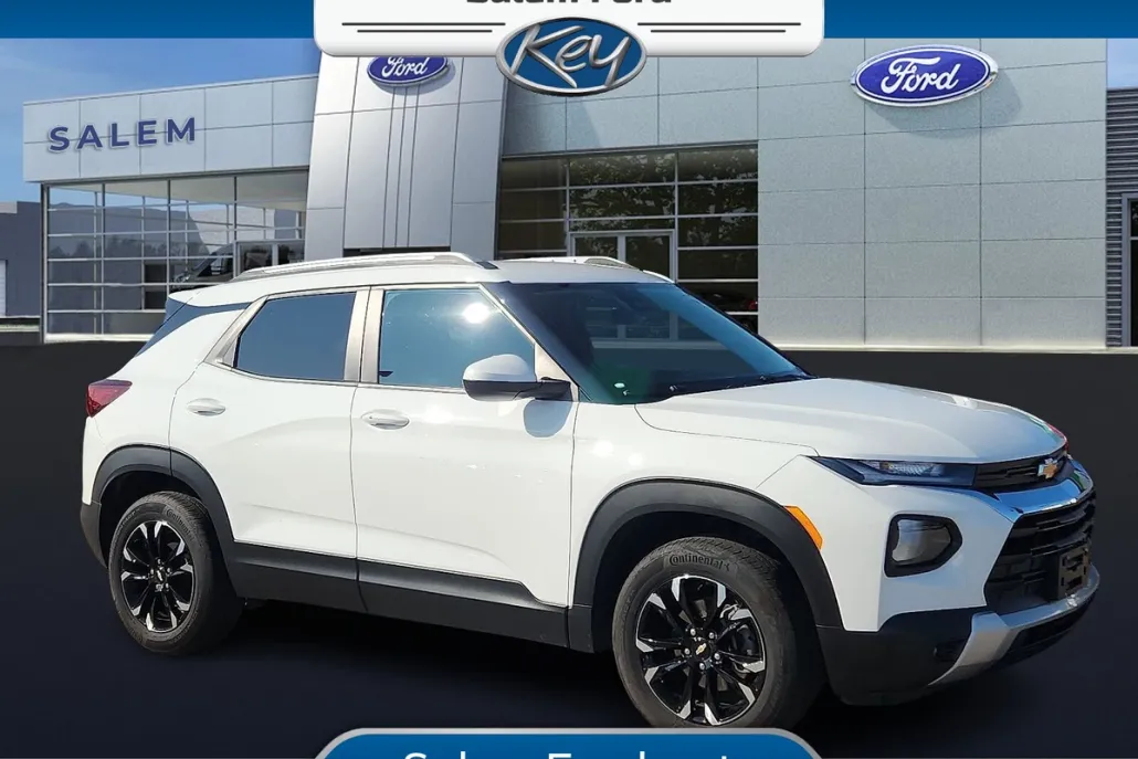 2023 Chevrolet Trailblazer LT photo 1