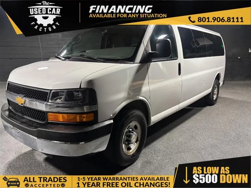 2013 Chevrolet Express Passenger LT photo 1