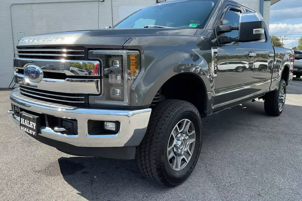 2018 Ford F-250 Lariat photo 1