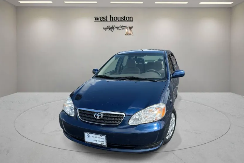 2008 Toyota Corolla LE photo 1