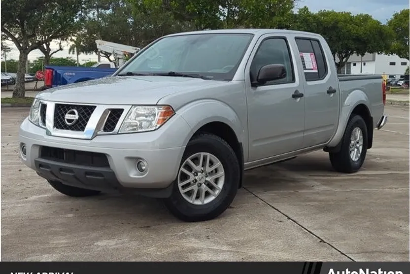 2020 Nissan Frontier Crew Cab SV photo 1