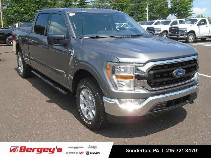 2022 Ford F-150 XLT photo 1