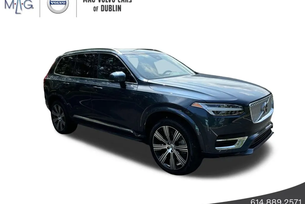 2025 Volvo XC90 T8 Core photo 1