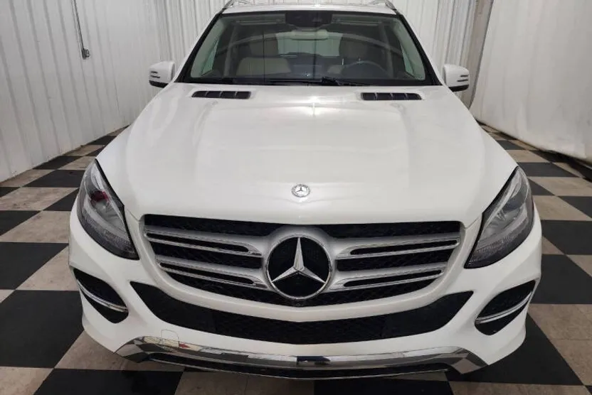 2017 Mercedes Benz GLE 350 photo 1
