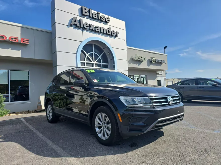 2020 Volkswagen Tiguan S photo 1