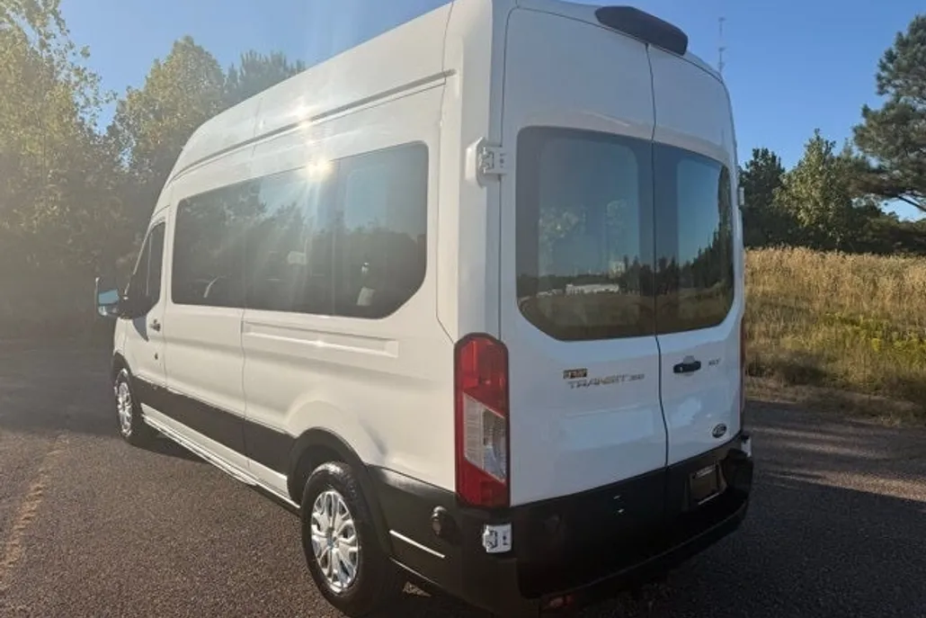 2019 Ford Transit photo 1
