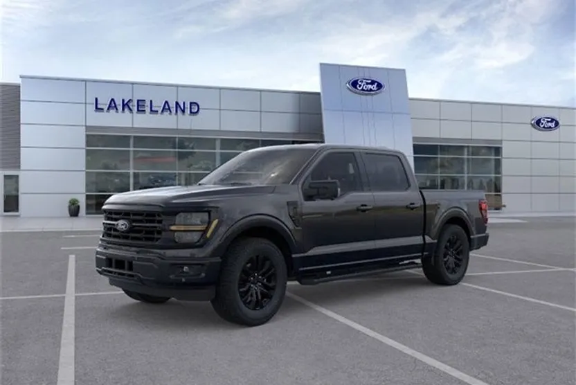 2025 Ford F-150 XLT photo 1