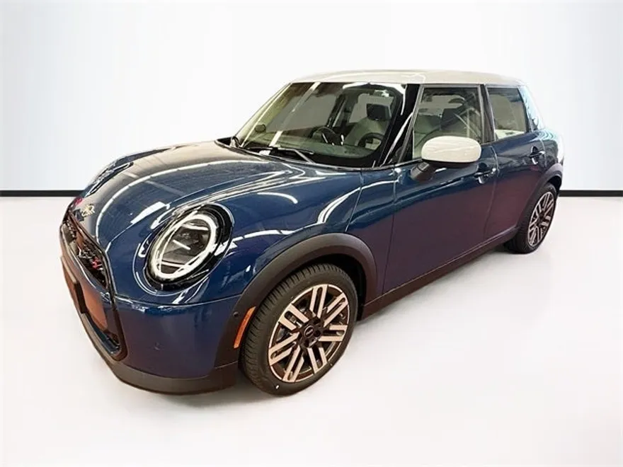 2025 Mini Cooper 4 Door Hardtop Signature photo 1