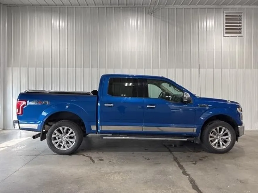 2017 Ford F-150 XLT photo 1