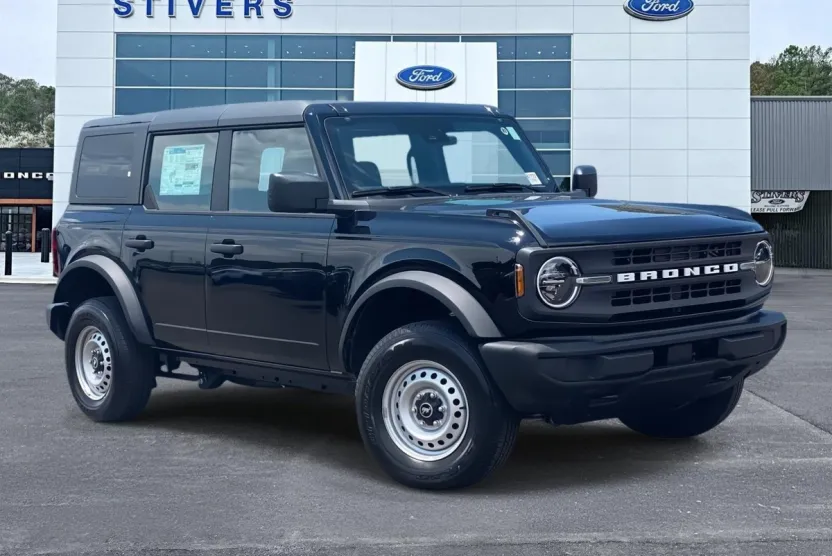 2025 Ford Bronco Base photo 1