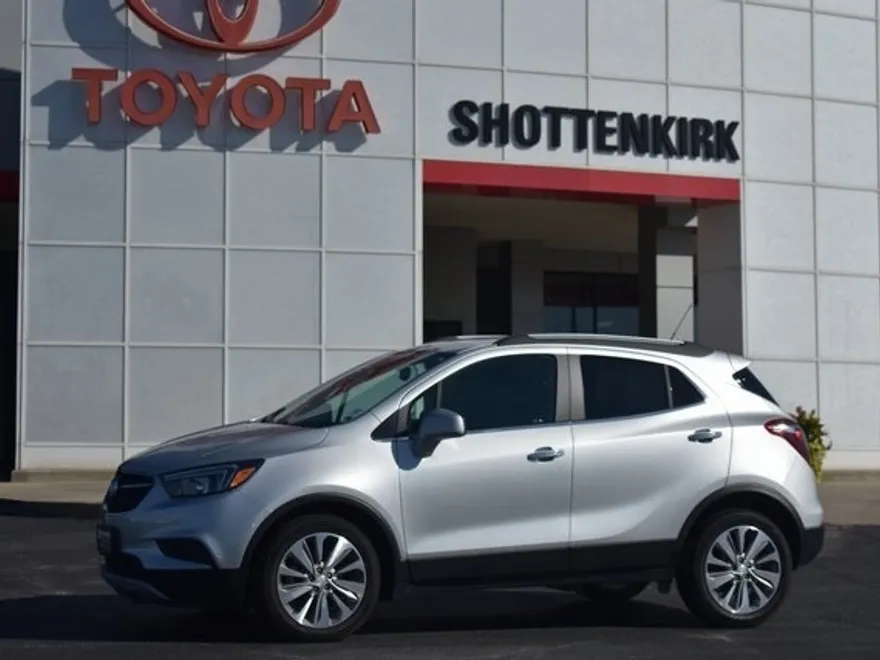 2020 Buick Encore Preferred photo 1