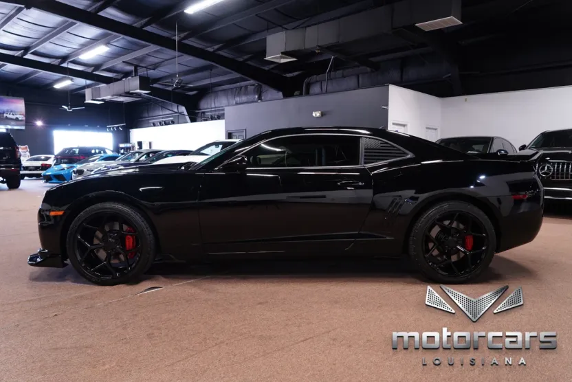2010 Chevrolet Camaro SS photo 1