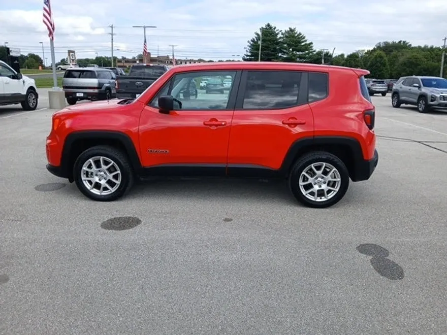 2023 Jeep Renegade Latitude Upland photo 1