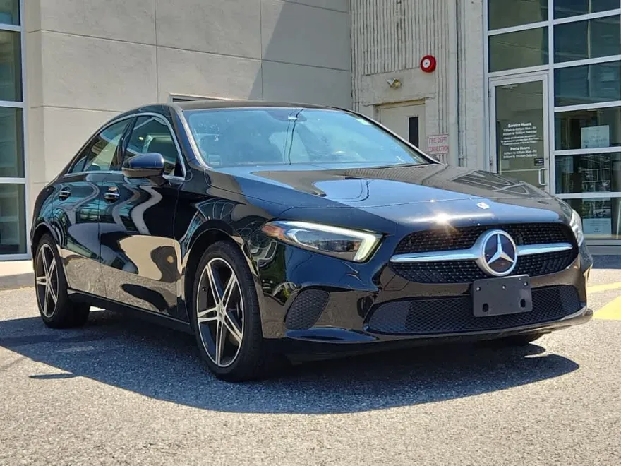 2020 Mercedes Benz A 220 4MATIC photo 1