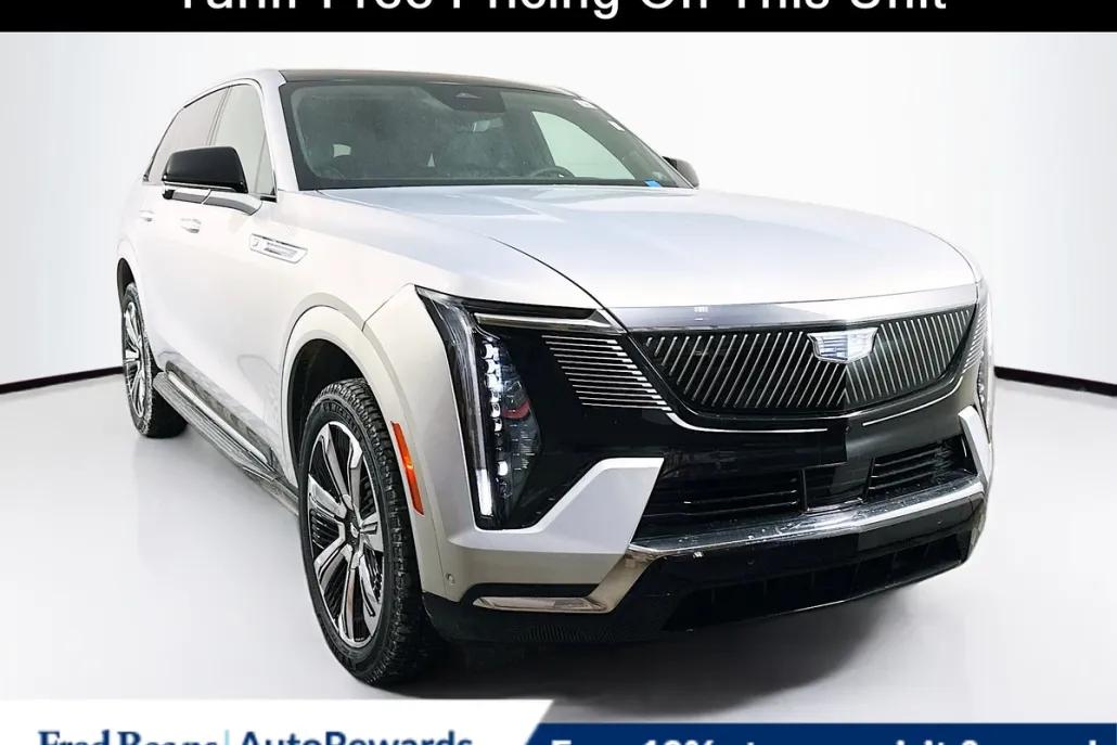 2025 Cadillac Escalade IQ Luxury photo 1