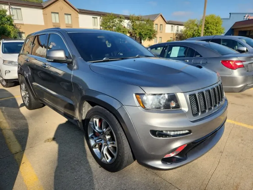 2013 Jeep Grand Cherokee SRT8 photo 1