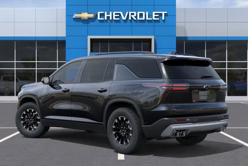 2026 Chevrolet Traverse Z71 photo 1