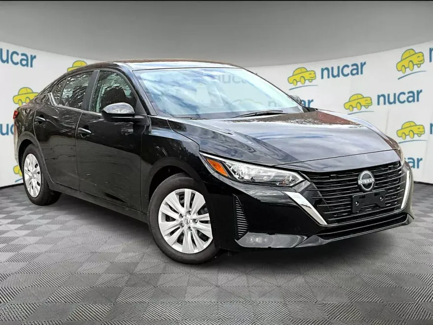 2025 Nissan Sentra SV photo 1