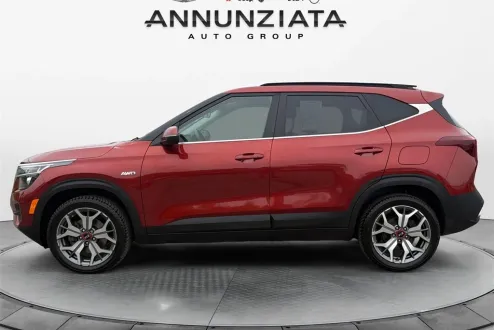 2021 Kia Seltos S photo 2