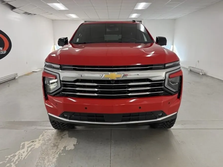 2025 Chevrolet Tahoe LT photo 1
