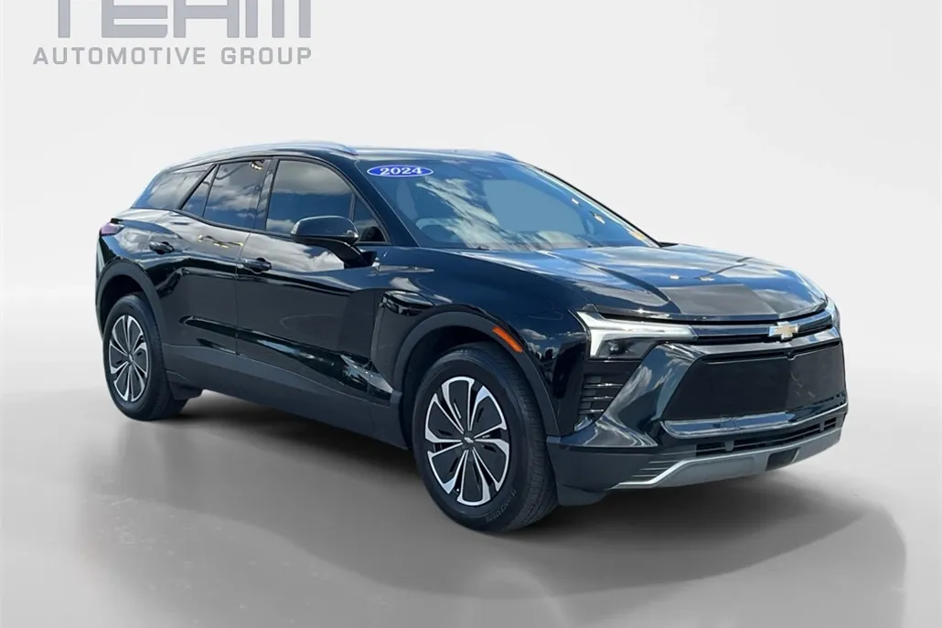 2024 Chevrolet Blazer EV photo 1