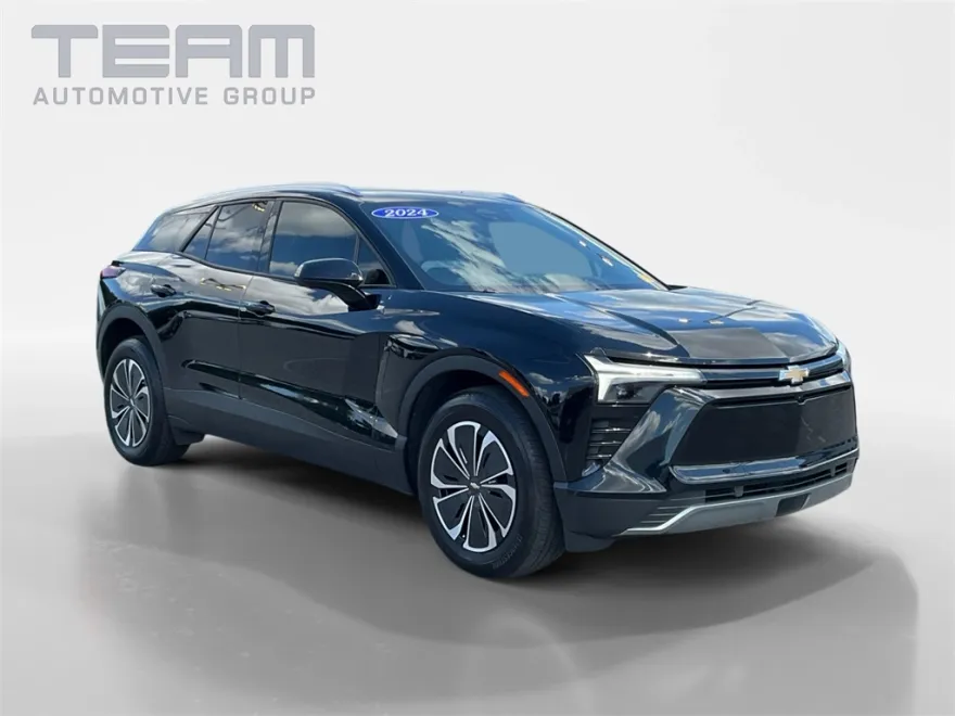 2024 Chevrolet Blazer EV photo 1