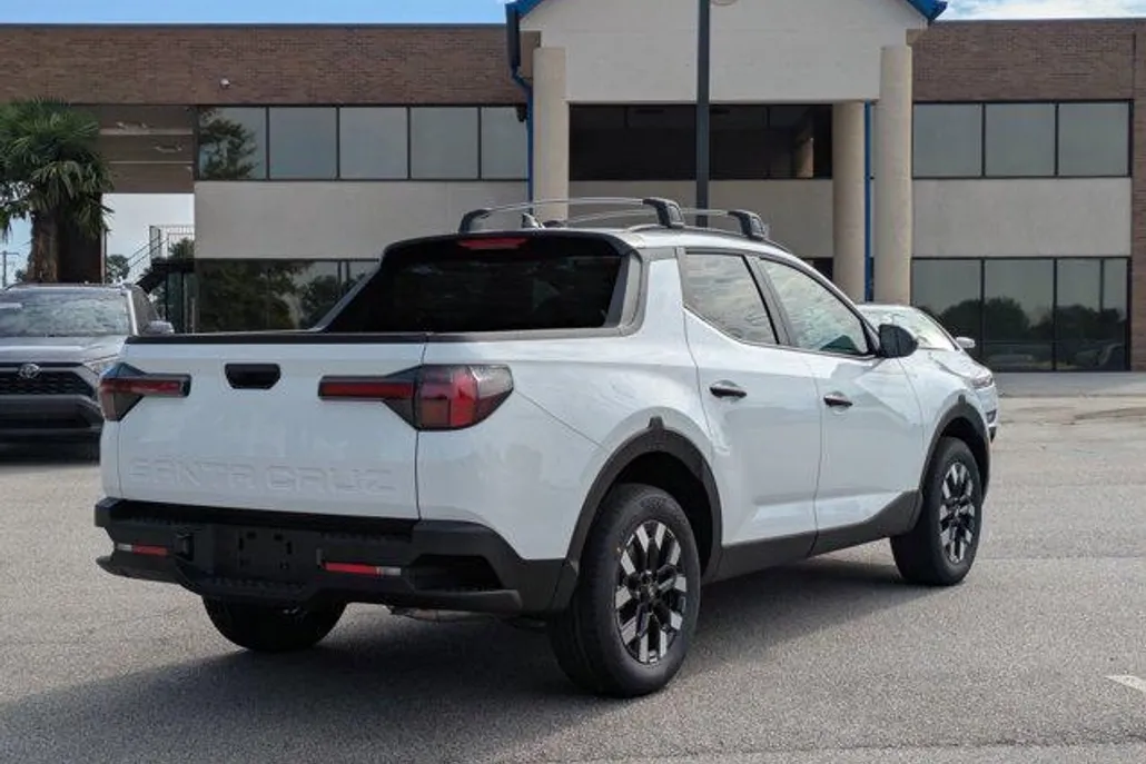 2026 Hyundai Santa Cruz SEL photo 1