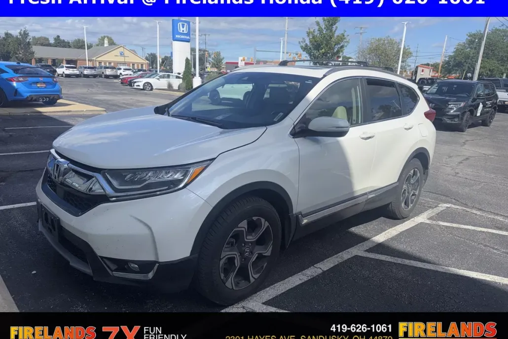 2018 Honda CR-V Touring photo 1
