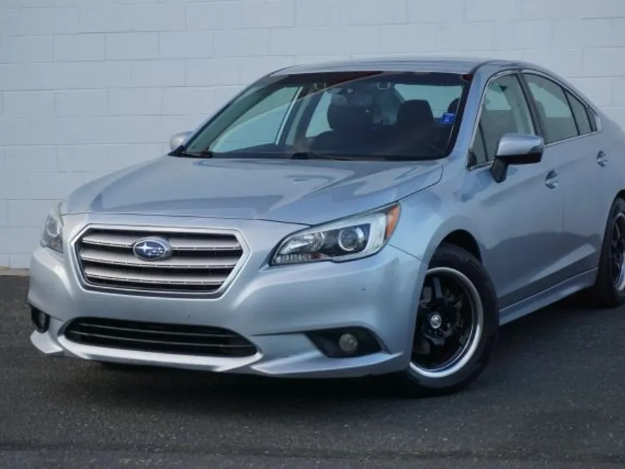 2016 Subaru Legacy 2.5i Premium photo 1
