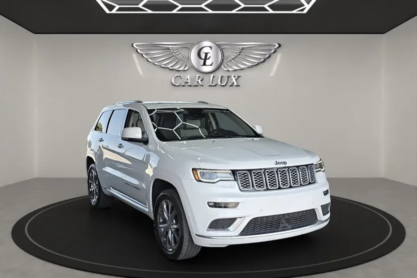 2020 Jeep Grand Cherokee Summit photo 1