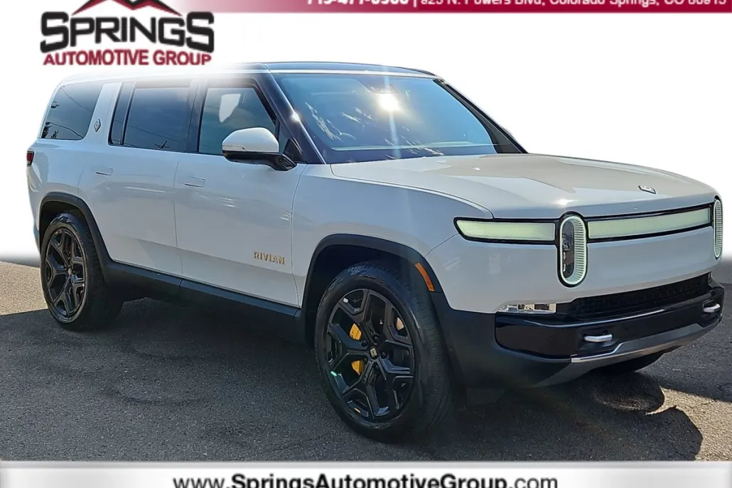 2024 Rivian R1S Adventure photo 1
