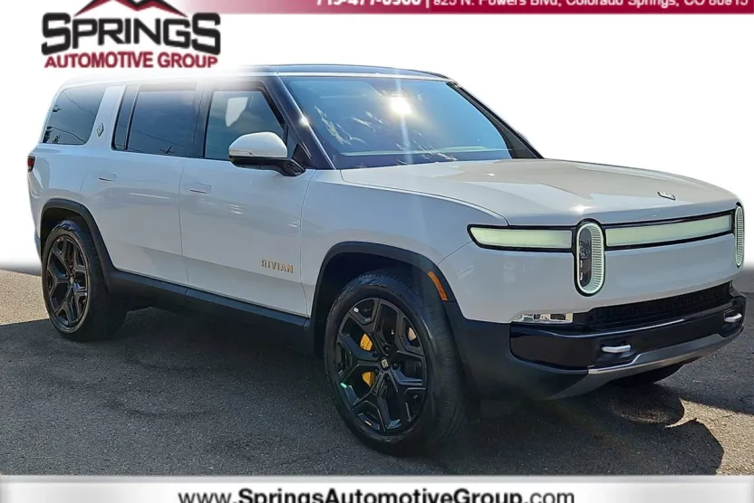 2024 Rivian R1S Adventure photo 1