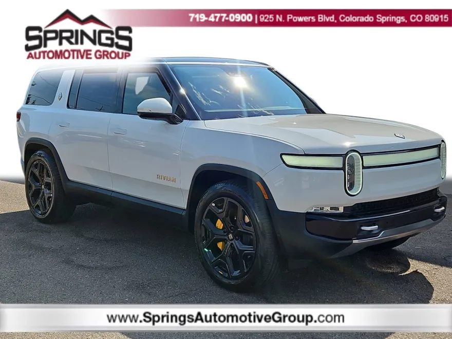 2024 Rivian R1S Adventure photo 1