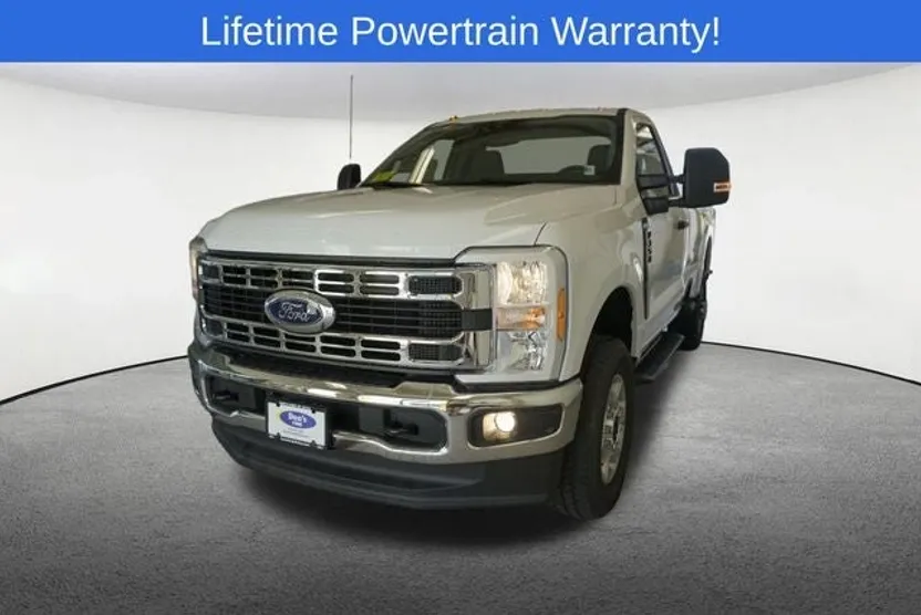 2025 Ford F-350 XLT photo 1