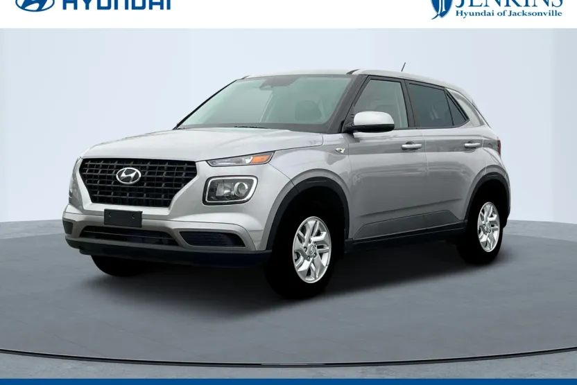 2025 Hyundai Venue SE photo 1