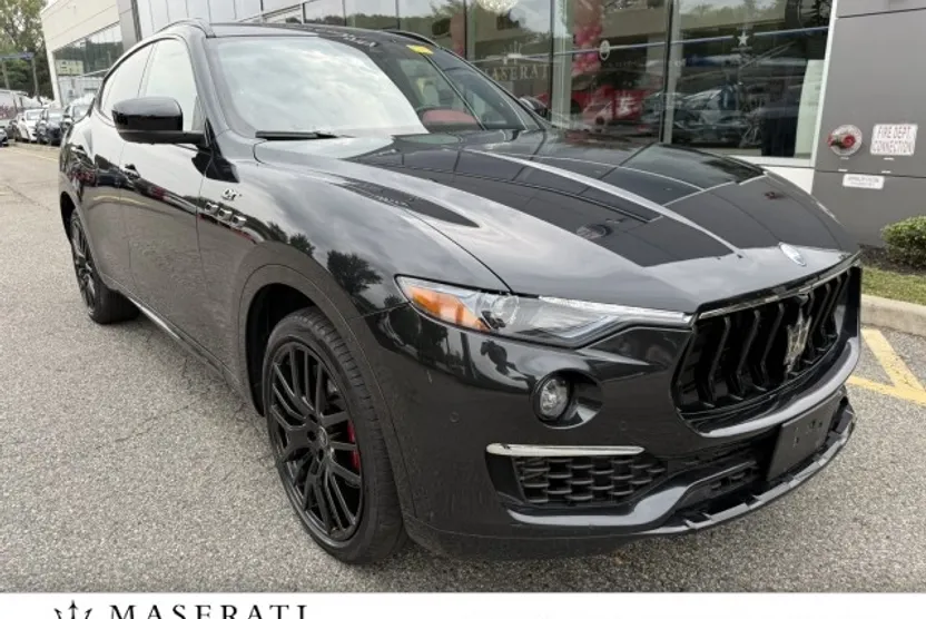 2022 Maserati Levante GT photo 1