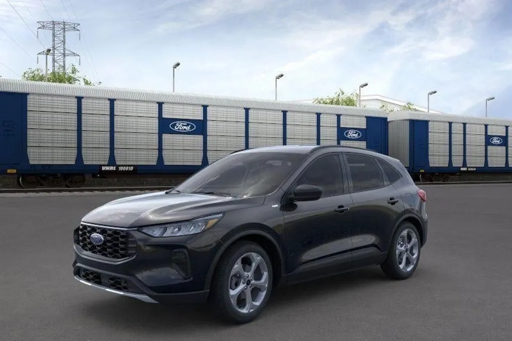 2025 Ford Escape ST-Line photo 1