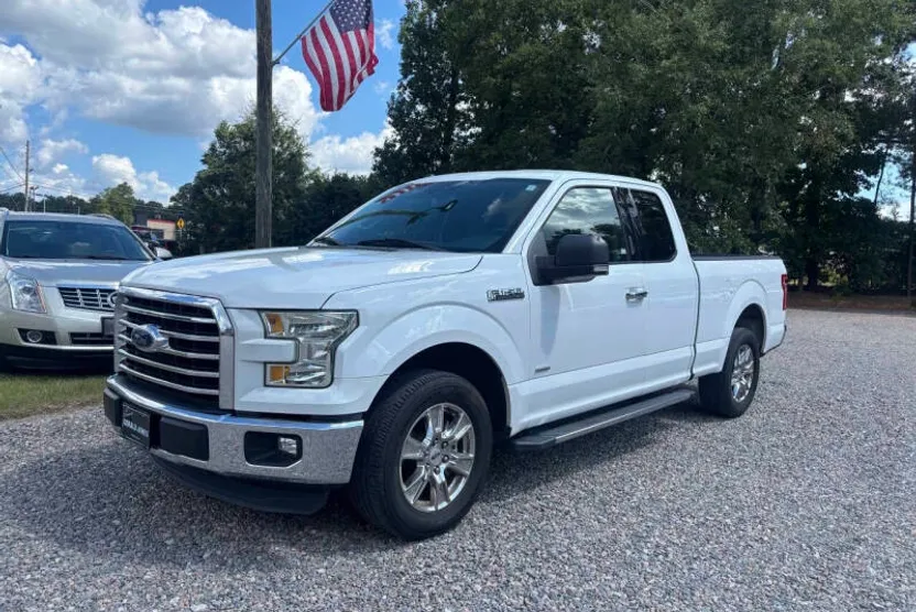 2016 Ford F-150 XLT photo 1