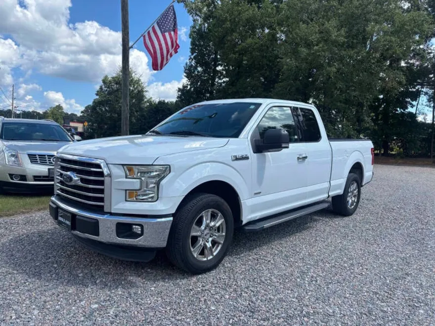 2016 Ford F-150 XLT photo 1