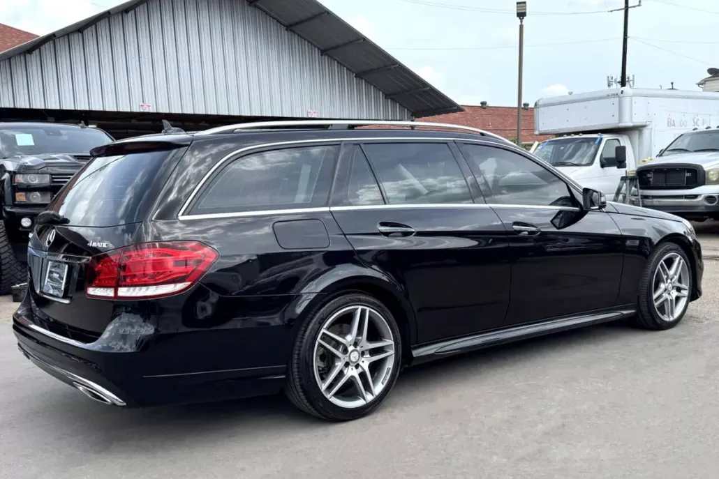 2014 Mercedes Benz E 350 Sport photo 1