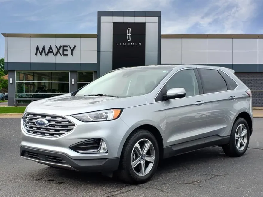 2020 Ford Edge SEL photo 1