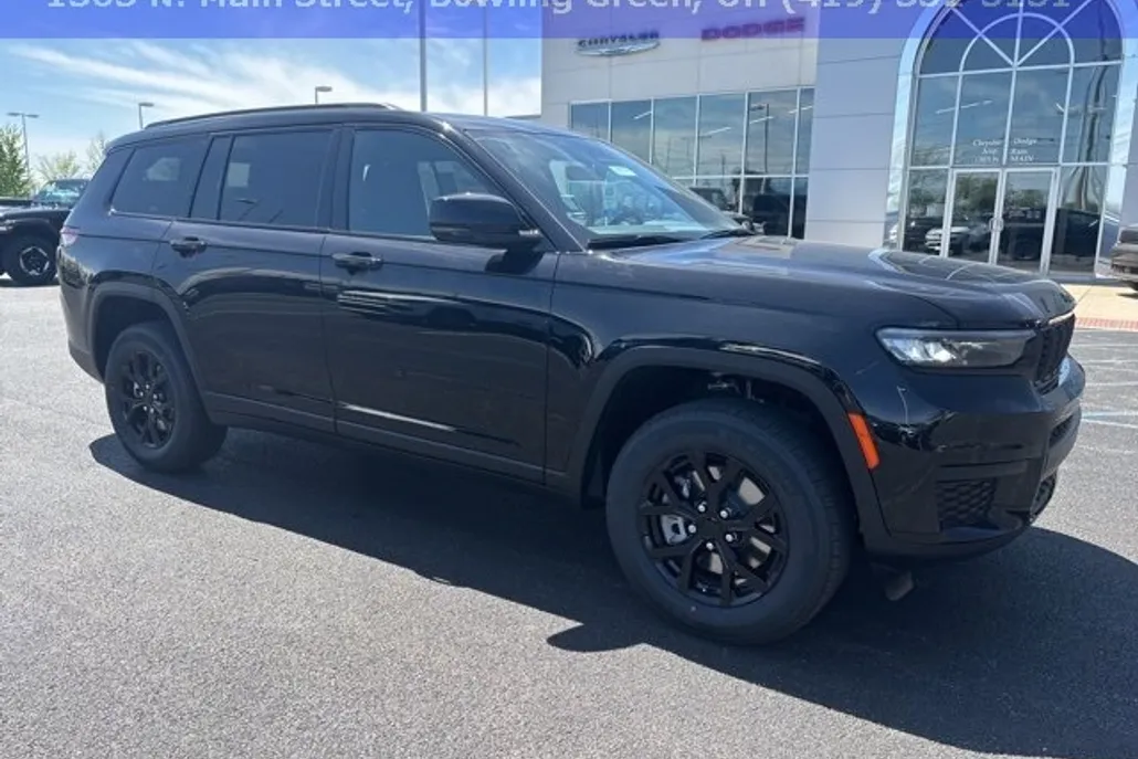 2025 Jeep Grand Cherokee Altitude photo 1