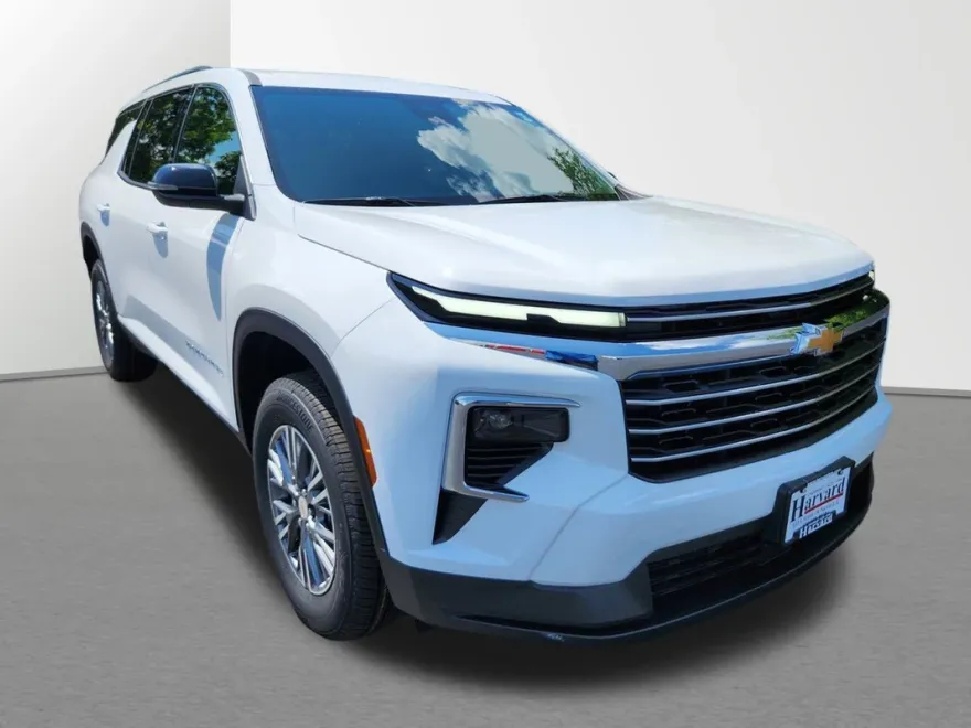 2025 Chevrolet Traverse photo 1