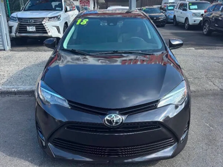 2018 Toyota Corolla XLE XSE photo 1