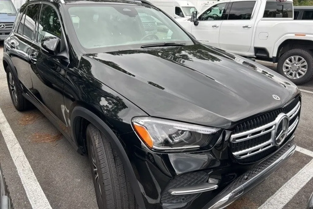 2025 Mercedes Benz GLE 350 4MATIC photo 1