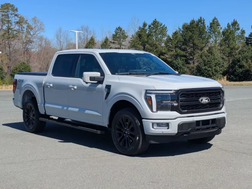 2024 Ford F-150 Lariat photo 1