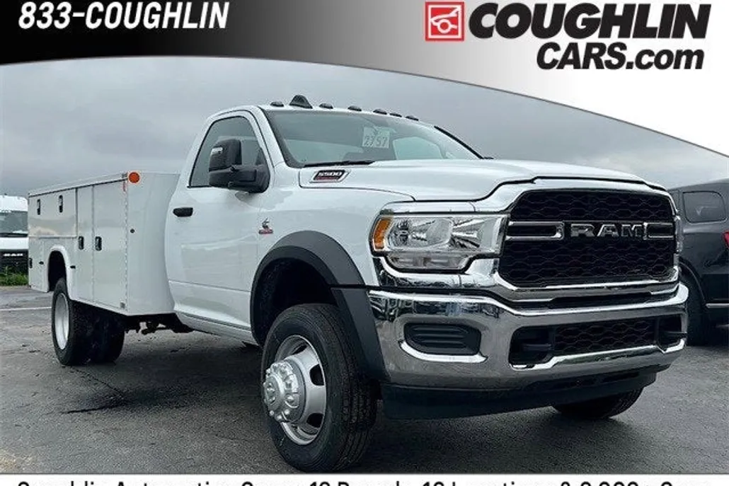 2024 Ram 5500 Tradesman photo 1
