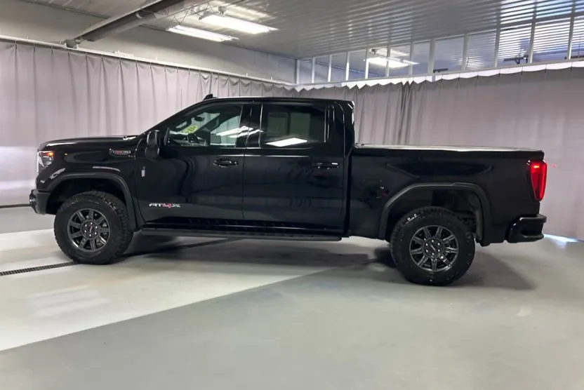 2024 Gmc Sierra 1500 AT4X photo 1
