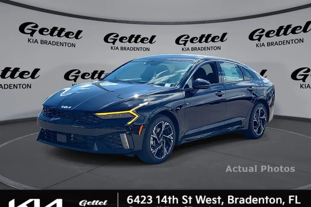 2026 Kia K5 GT-Line photo 1