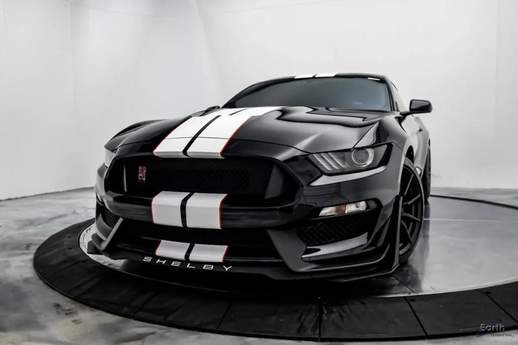 2017 Ford Mustang Shelby GT350 photo 1